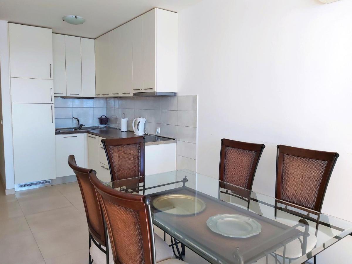 Apartment Lora Omiš Екстериор снимка