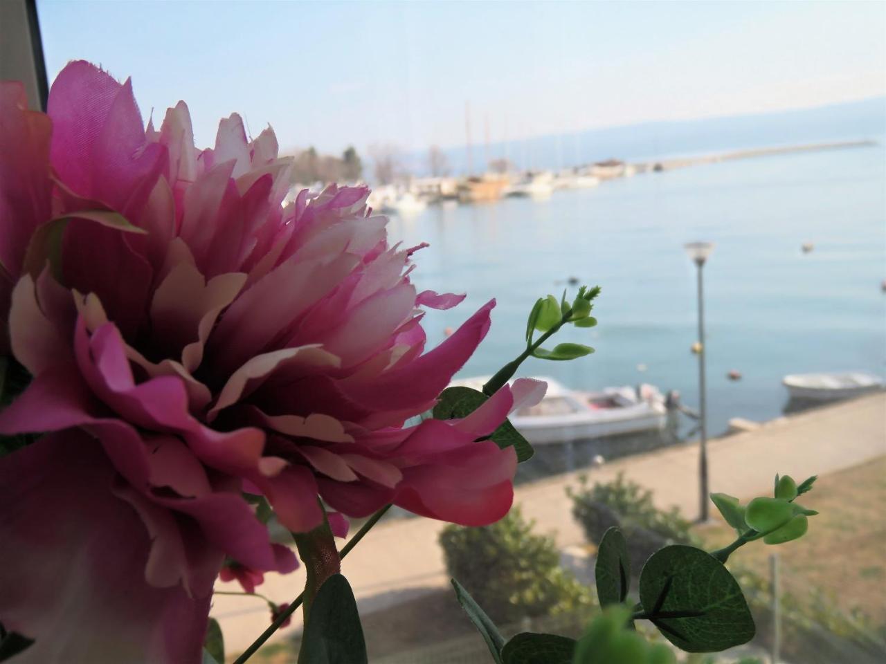 Apartment Lora Omiš Екстериор снимка